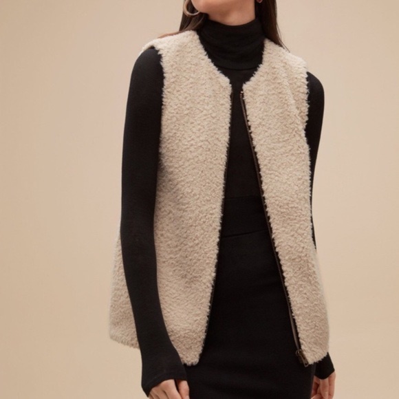 Wilfred Sherpa Vest - Picture 1 of 6